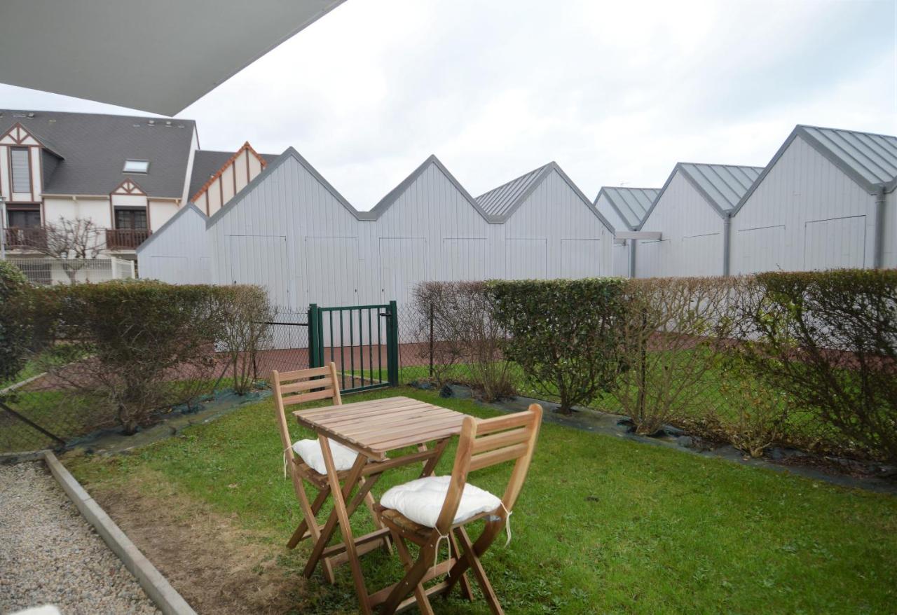 Jardin - A 50M De La Plage - Wifi - Parking Courseulles-sur-Mer Exterior photo